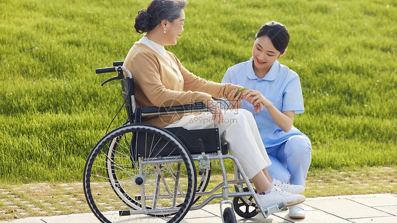 养老照护机构运营流程揭秘：从入住到日常管理